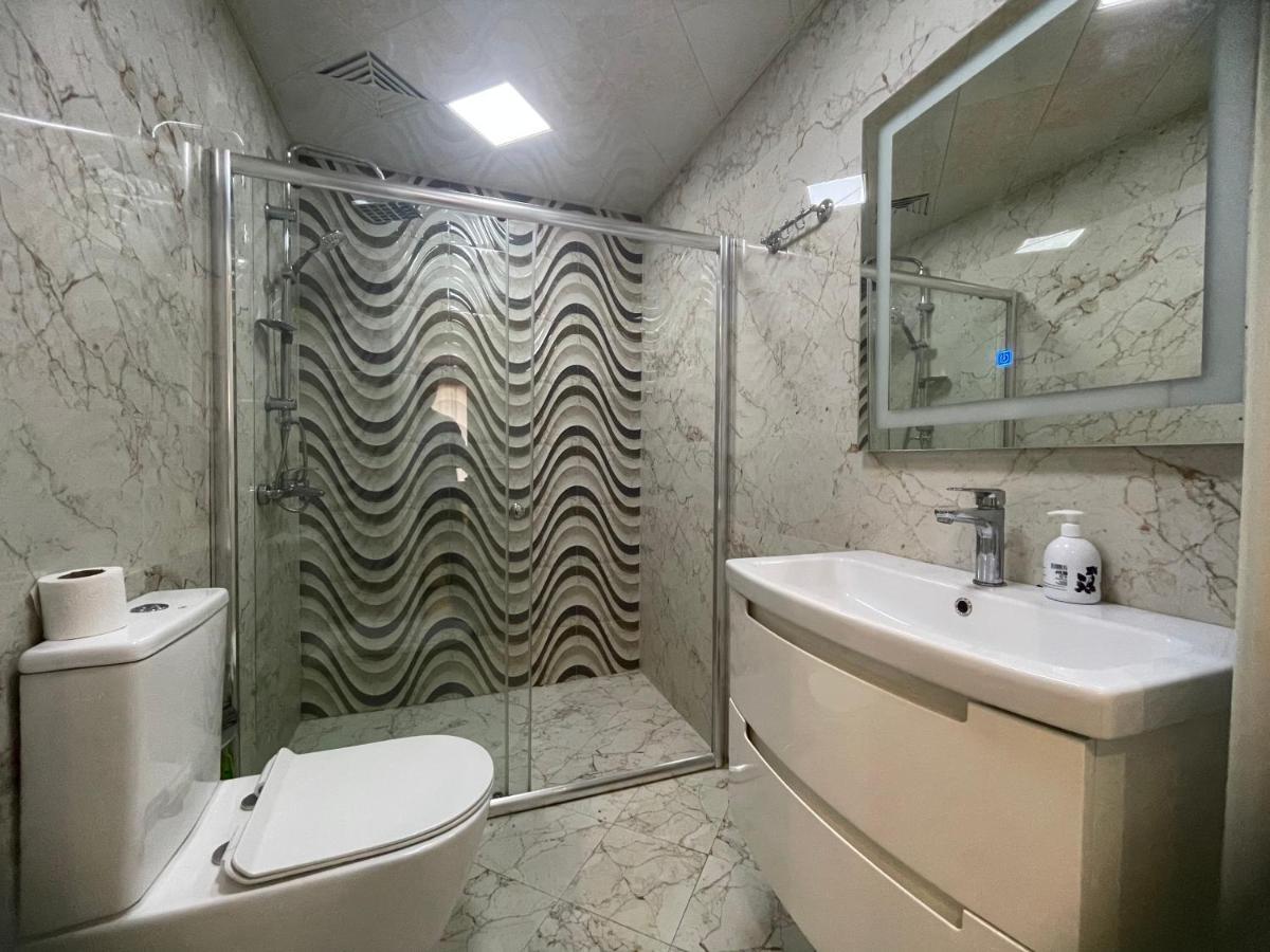 Luxe Azure Apartment Baku Exteriör bild